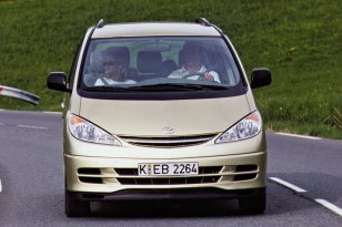 Toyota Previa 2000 - 2003