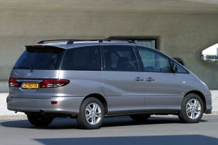 Toyota Previa 2003 - 2005