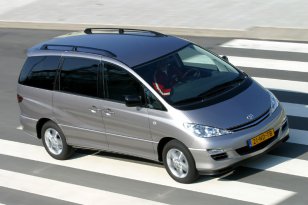 Toyota Previa 2003 - 2005