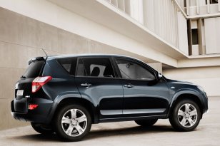 Toyota RAV4 2010 - 2013