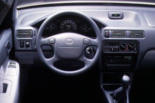 Toyota Starlet 1996 - 1999