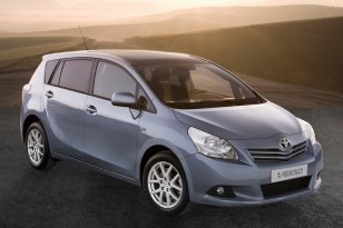 Toyota Verso 2009 - 2013