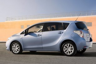 Toyota Verso 2009 - 2013