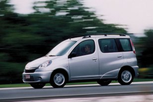 Toyota Yaris Verso 1999 - 2003