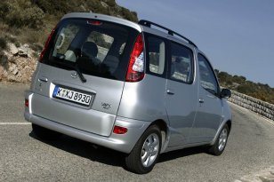 Toyota Yaris Verso 2003 - 2006