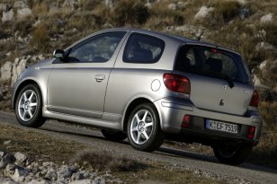 Toyota Yaris 2003 - 2005
