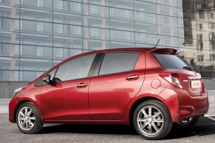Toyota Yaris 2011 - 2014