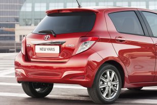 Toyota Yaris 2011 - 2014
