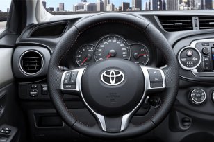 Toyota Yaris 2011 - 2014