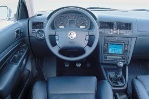 Volkswagen Golf 1999 - 2006