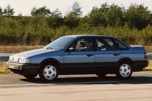 Volkswagen Passat 1988 - 1993