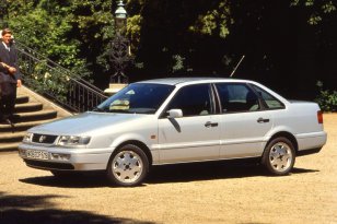 Volkswagen Passat 1993 - 1996