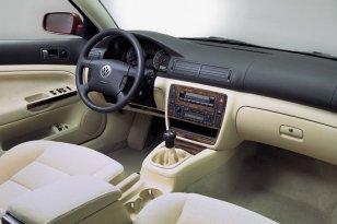 Volkswagen Passat 2000 - 2005