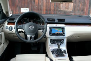 Volkswagen Passat 2008 - 2012