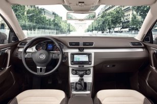 Volkswagen Passat 2010