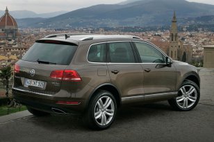 Volkswagen Touareg 2010 - 2014