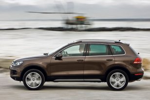 Volkswagen Touareg 2010 - 2014