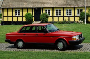 Volvo 240 1985 - 1992
