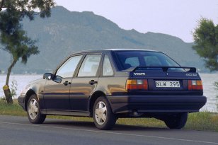Volvo 440 1988 - 1993