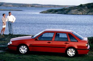 Volvo 440 1994 - 1996
