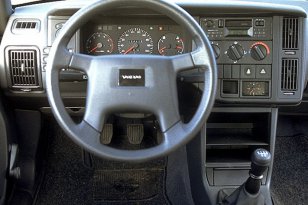 Volvo 460 1994 - 1996