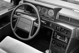 Volvo 760 1982 - 1988