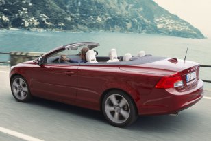 Volvo C70 2009
