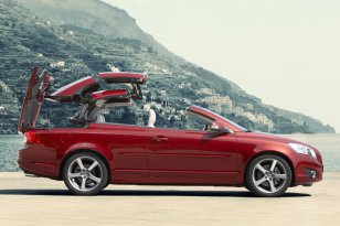 Volvo C70 2009