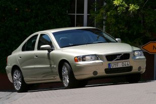 Volvo S60 2004 - 2009