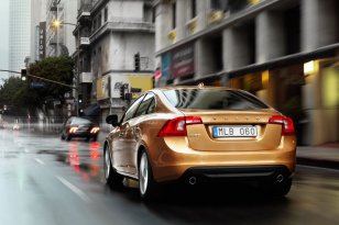 Volvo S60 2010 - 2013