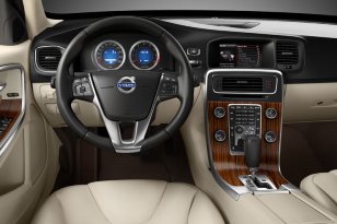 Volvo S60 2010 - 2013