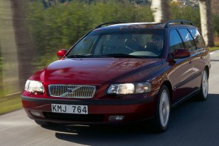 Volvo V70 