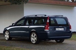Volvo V70 2004 - 2008
