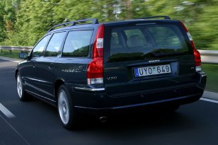 Volvo V70 2004 - 2008