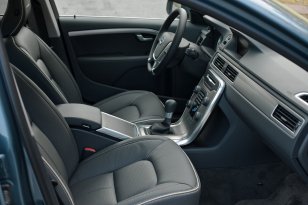 Volvo V70 2011 - 2013