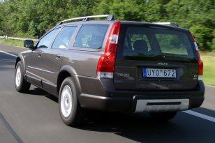 Volvo XC70 2004 - 2007