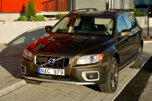 Volvo XC70 2011 - 2013
