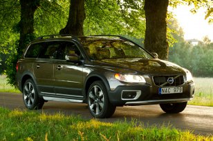 Volvo XC70 2011 - 2013