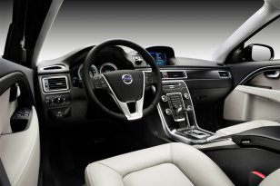 Volvo XC70 2011 - 2013