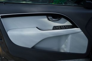 Volvo XC70 2011 - 2013