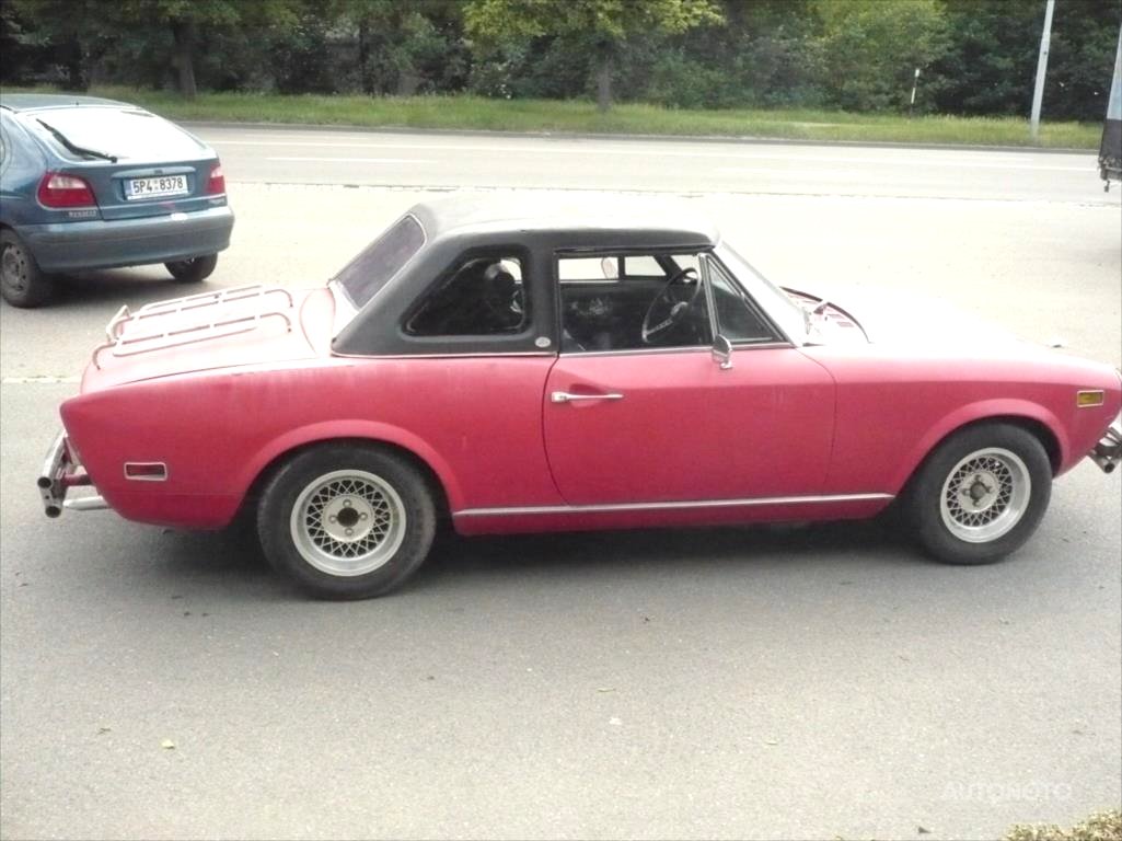 Fiat 124 Spider, 1977 - pohled č. 8