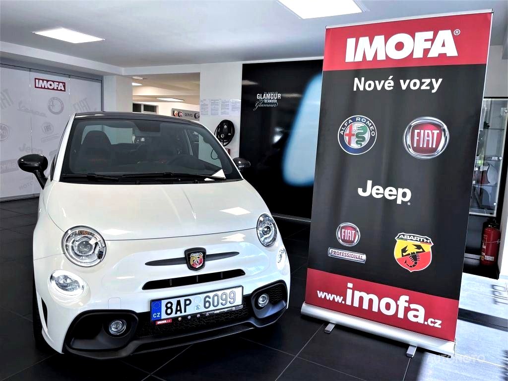 Abarth 595, 2021 - pohled č. 2