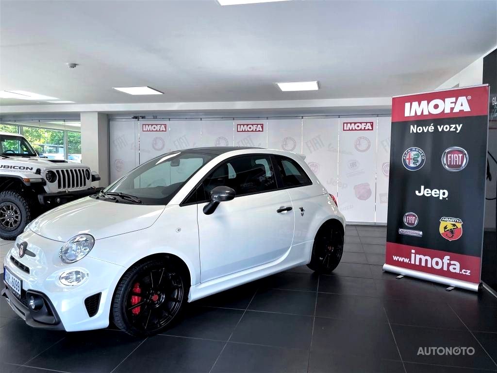 Abarth 595, 2021 - pohled č. 3