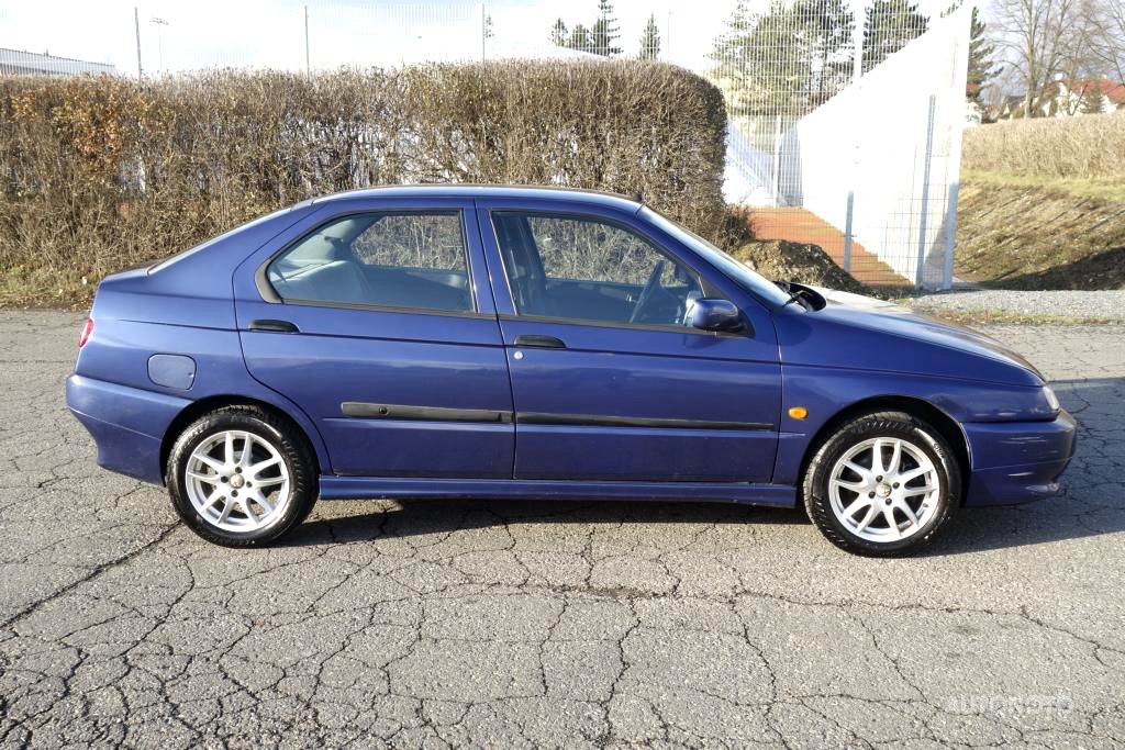 Alfa Romeo 146, 1998 - pohled č. 2