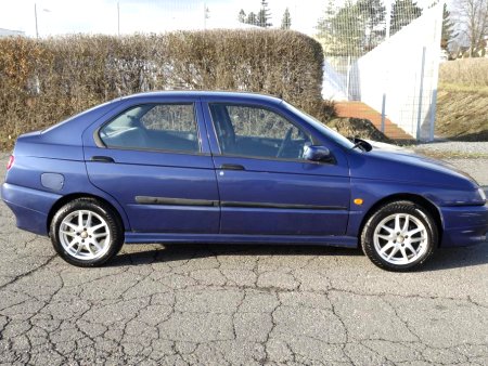 Alfa Romeo 146, 1998 - pohled č. 2