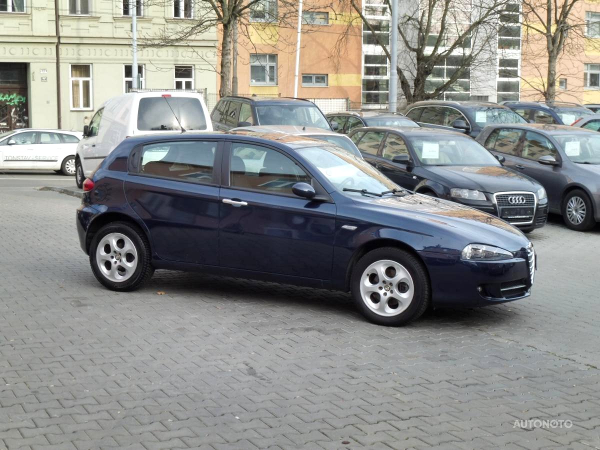 Alfa Romeo 147, 2008 - pohled č. 3