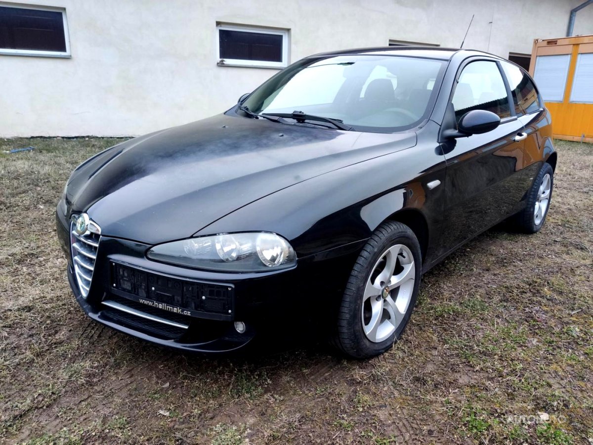 Alfa Romeo 147, 2007 - pohled č. 1