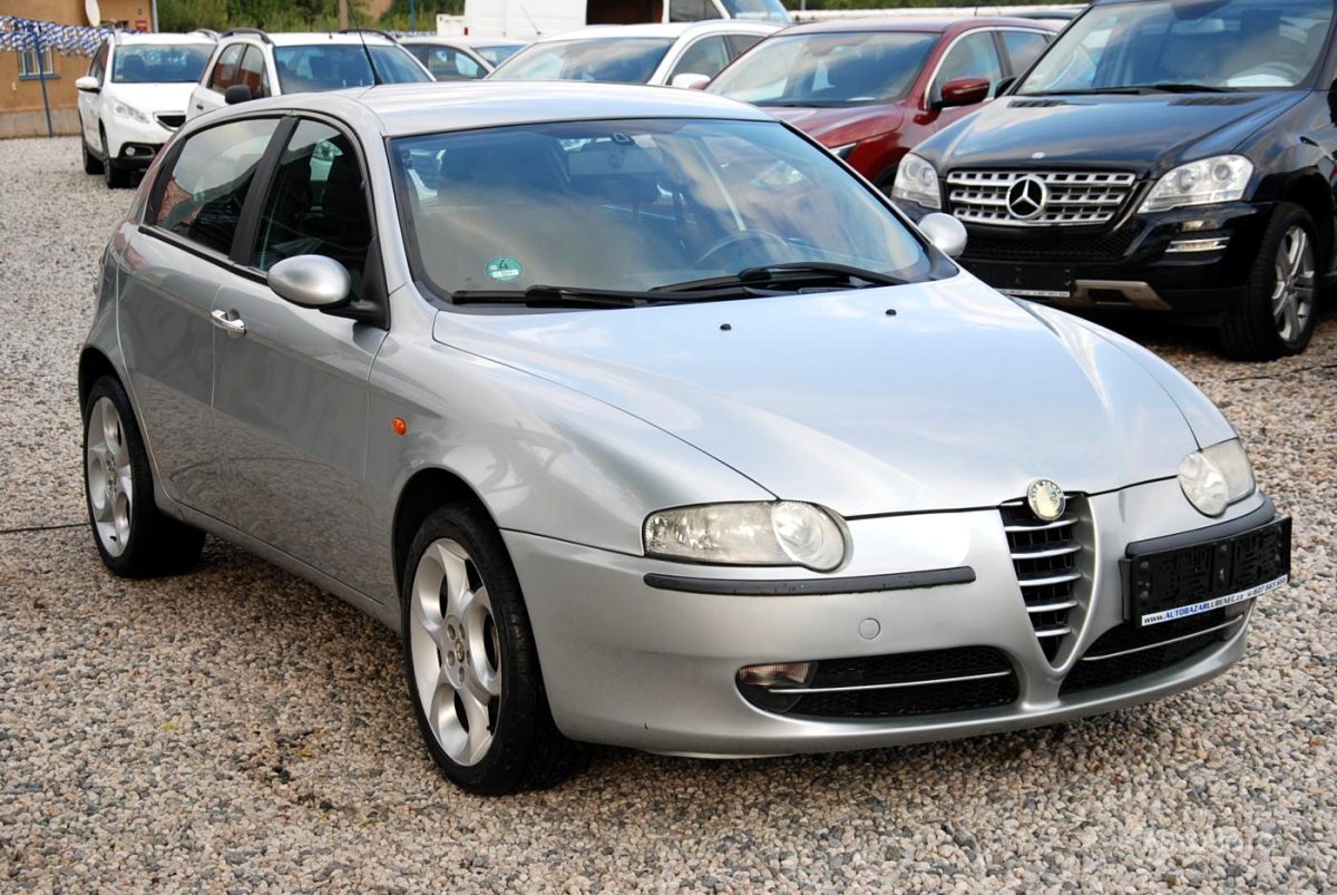 Alfa Romeo 147, 2005 - pohled č. 2