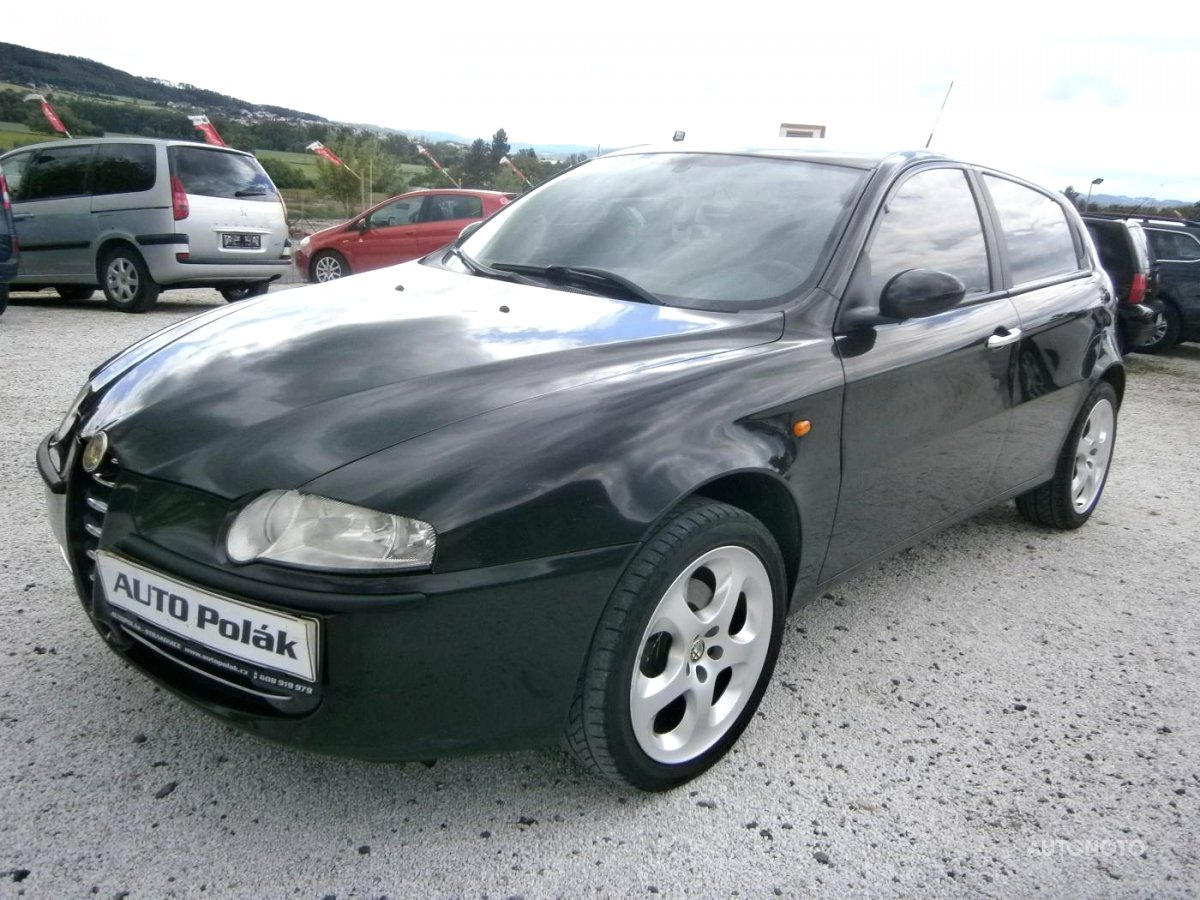 Alfa Romeo 147, 2004 - pohled č. 2