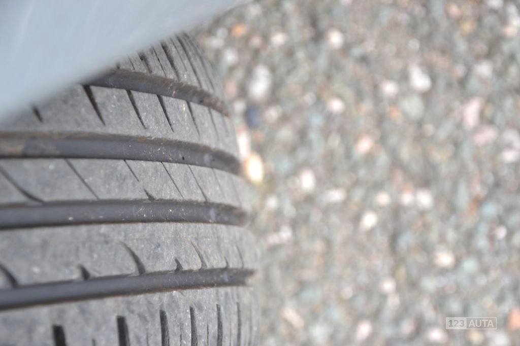 Alfa Romeo 147, 2005 - pohled č. 5